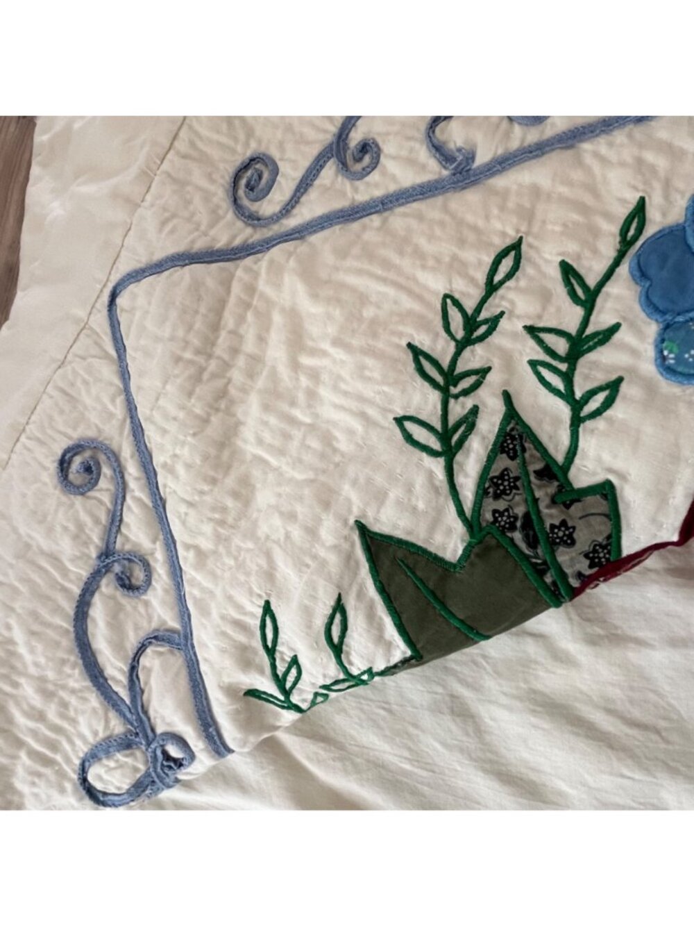 Vintage Floral Applique Quilted Pillow Shams Standard Size Granny Core Cottage - Picture 8 of 10